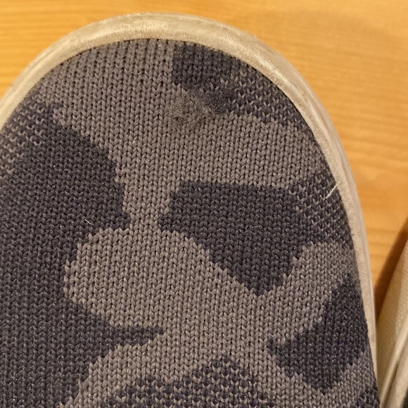 Rothy’s original slip on sneakers - Picture 2 of 7